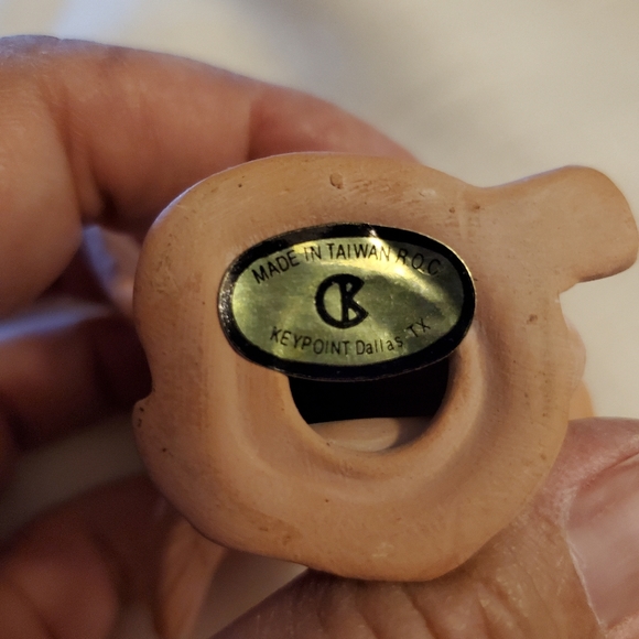 Vintage terracotta cherub with shell - Picture 3 of 6